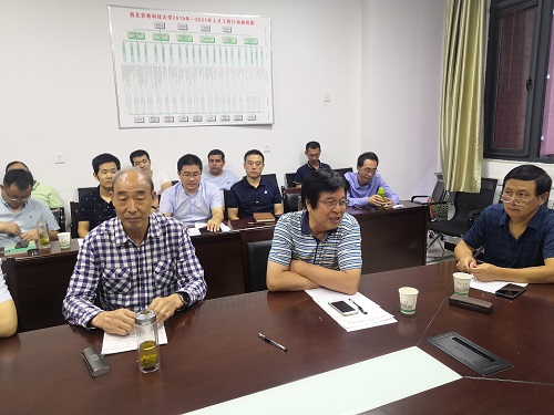 22d58056b3ef4c369e72cd48883007d0.jpg 2 评委.jpg