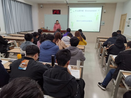 528ad0db84af44cf888109147011cdd0.jpg 4 郭亮老师上课中 5d71f321ab2ec2b.jpg