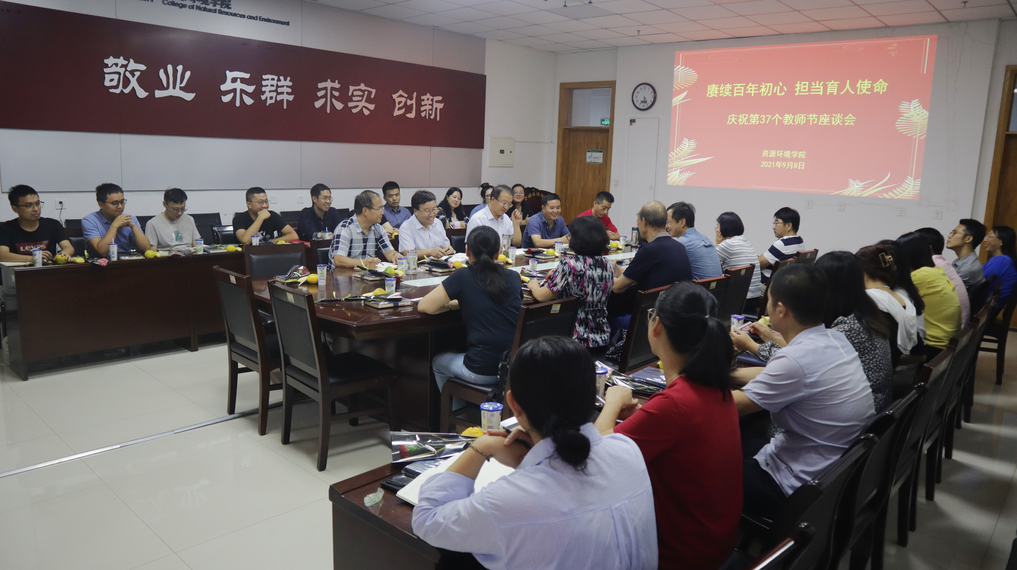 703732bc1d1a4408ad909f11311ca114.jpg 703732bc1d1a4408ad909f11311ca114.jpg