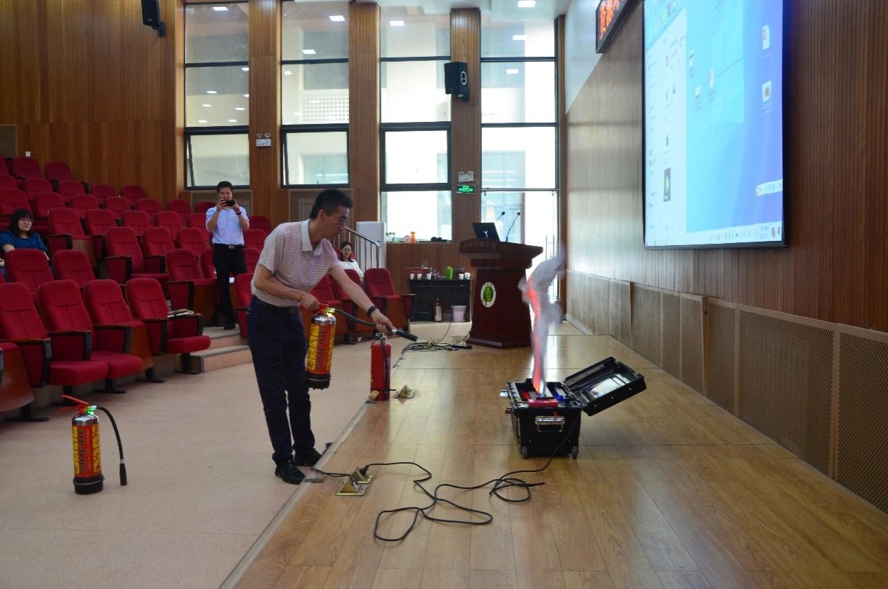 9f5356109969470e9f5a79be777208bf.jpg 9f5356109969470e9f5a79be777208bf.jpg