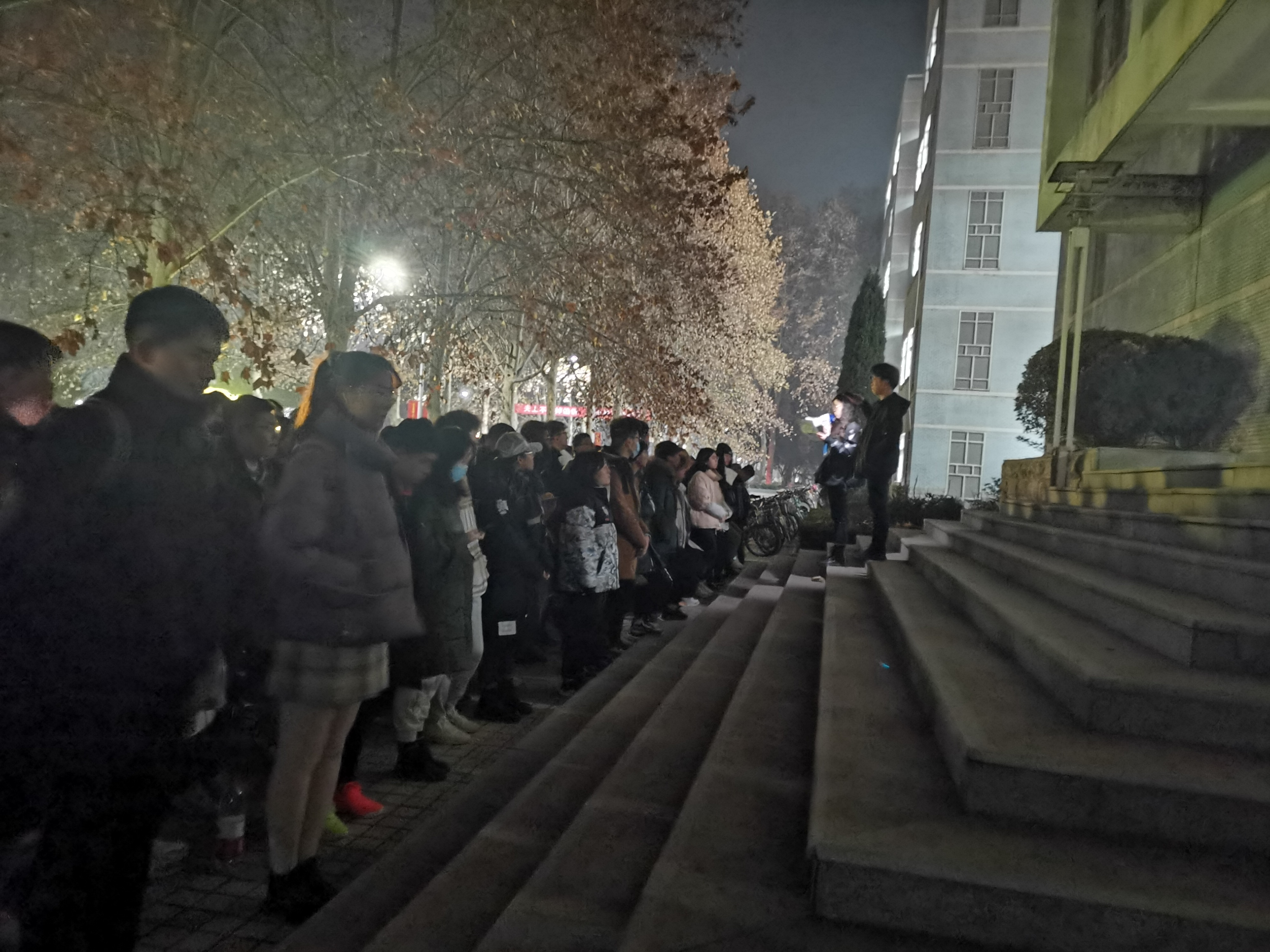 9c8adeb711704b04b32e223022e7df5c.jpg 9c8adeb711704b04b32e223022e7df5c.jpg