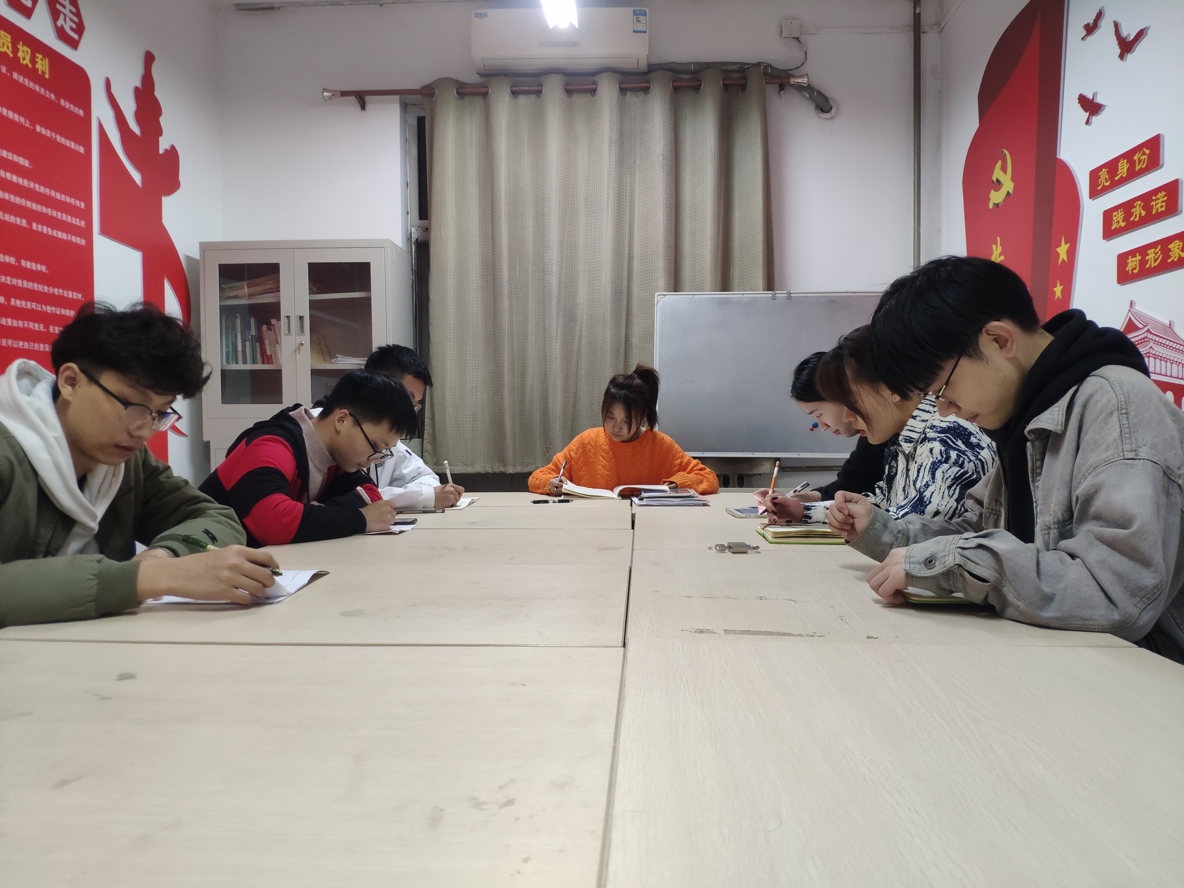 164ff09f78724df4b4136965ab3e802e.jpg 164ff09f78724df4b4136965ab3e802e.jpg