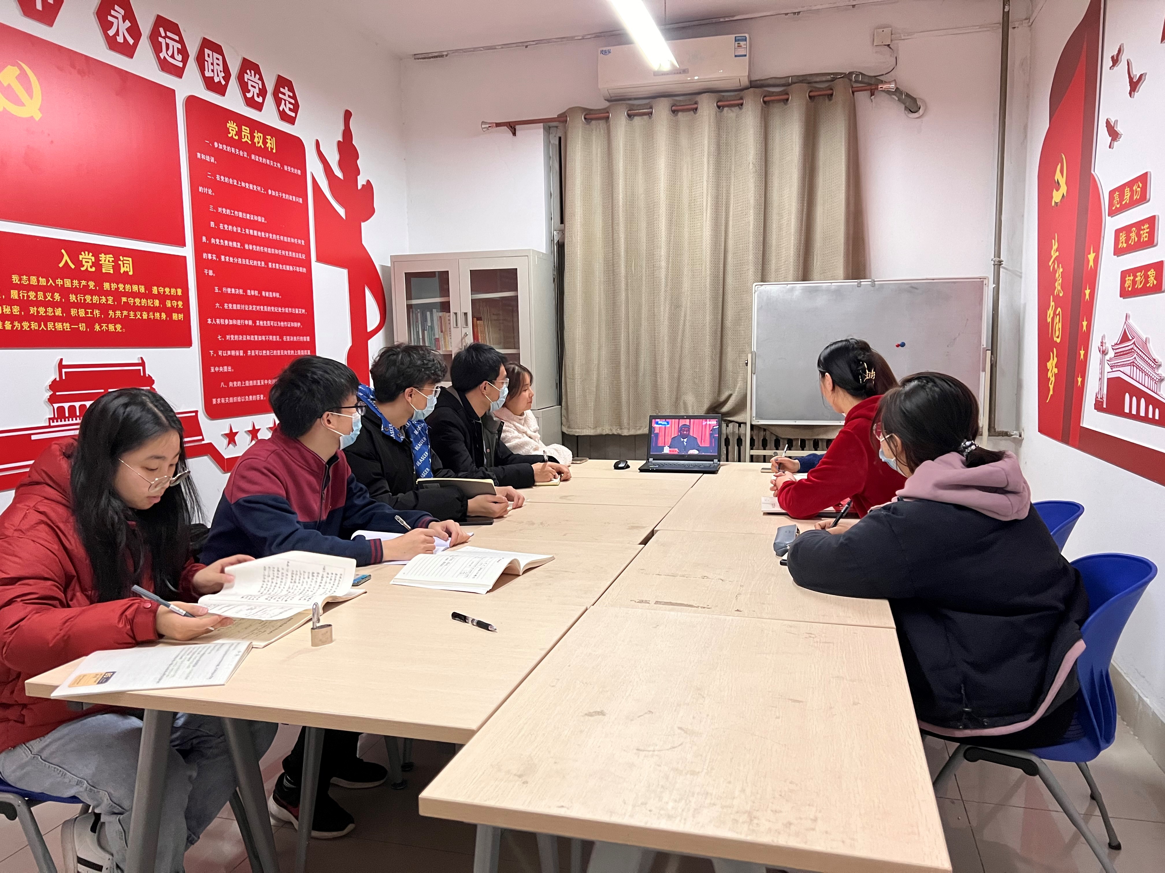 ad262372217249219413fb233d6d2d2c.jpg ad262372217249219413fb233d6d2d2c.jpg