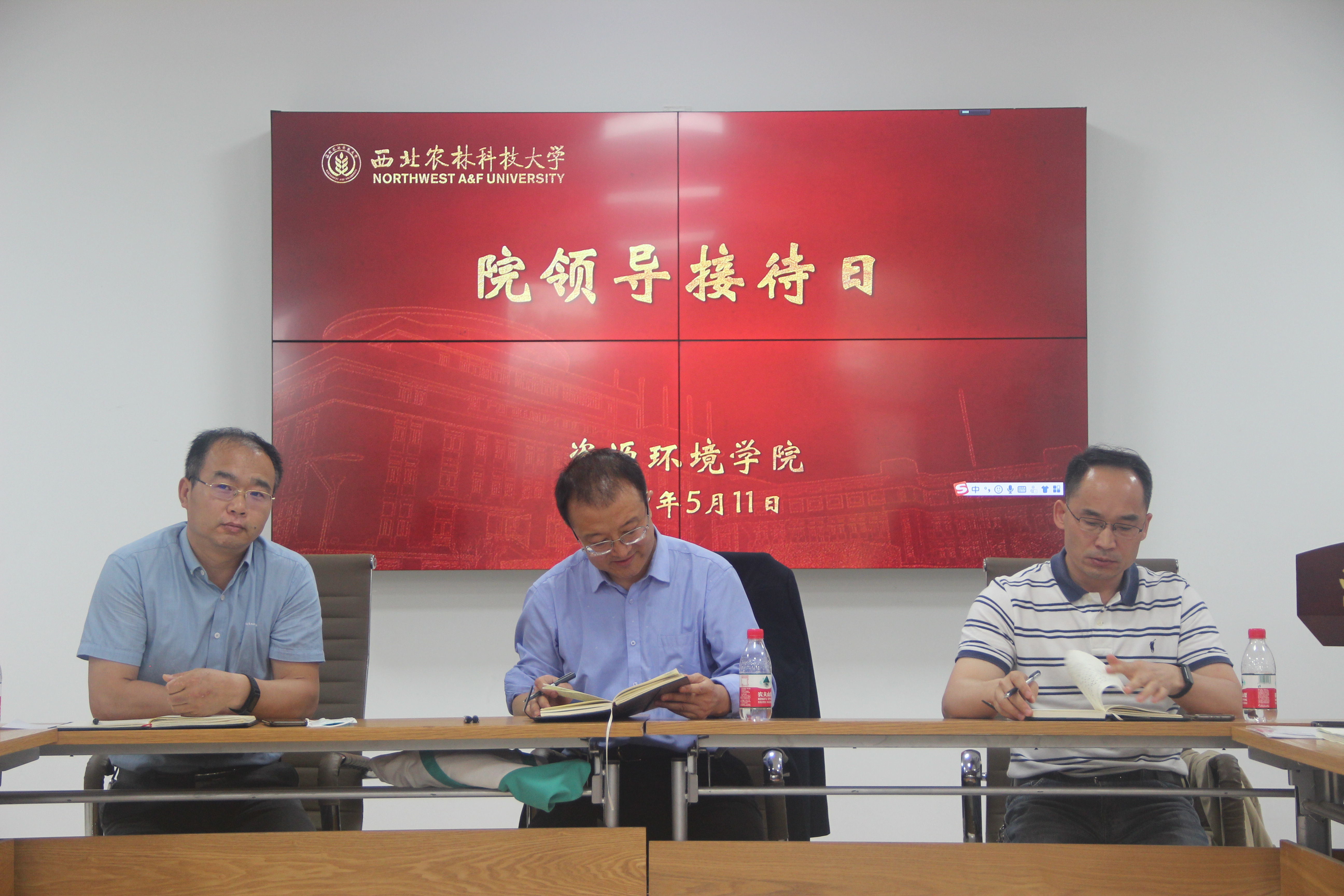 61c6dcfe2a6c44cf830df4d9e7fa6561.jpg 61c6dcfe2a6c44cf830df4d9e7fa6561.jpg